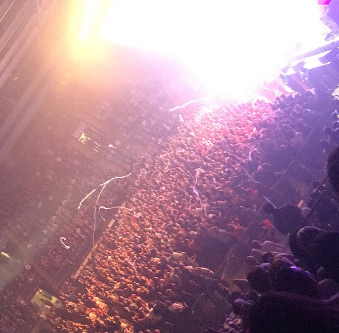 Toilet paper is being thrown around during A Day To Remember's set 😂😂😂 https://t.co/wOgt5u9pxK