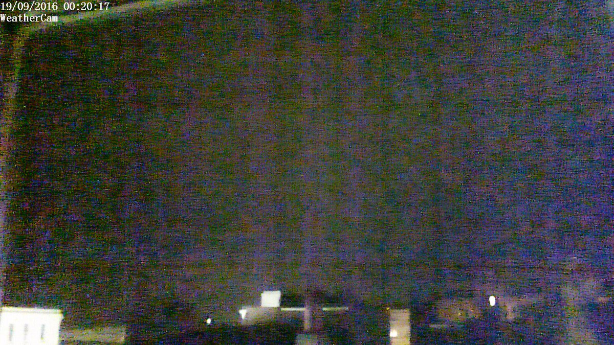17.2°C, Wnd: NW, 1 mph av, 1 mph gst, Hdty: 77%, Rn (hr) 0.0 mm, Psr: 1022 hPa, falling slowly #Brighton