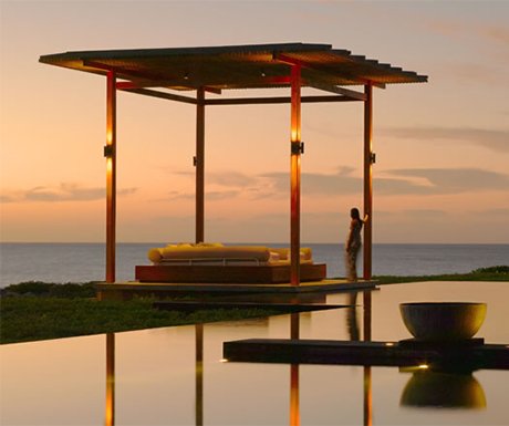 A Luxury Travel Blog tweet media