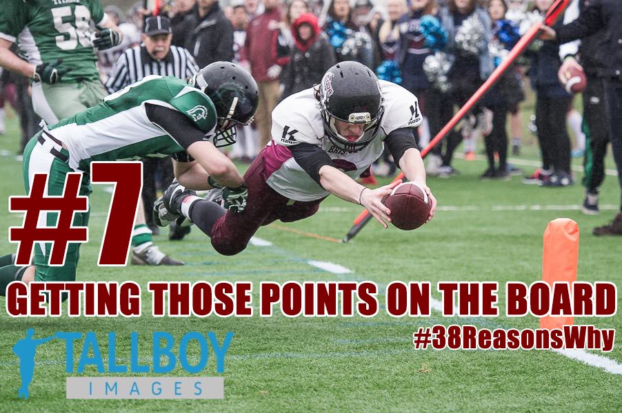 BristolCuda's tweet image. Scoring TDs and and looking like a boss while doing it. Cuda alumni @Clay_Rust showing how it's done #38ReasonsWhy