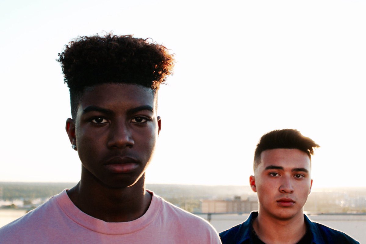 calibfox's tweet photo. Family. @_gabej_ @KaineJettson @NickMolinaaa 

 pc: @FUKCHINO https://t.co/tiHdFWuRhw