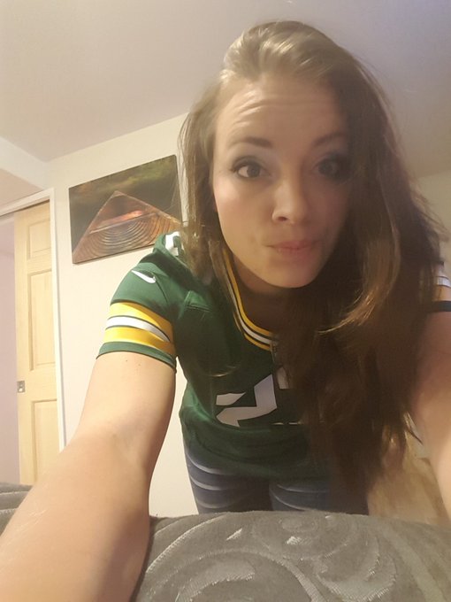 silly vikings, winners wear green! good luck to both but we know who's team I'm on :) #GoPackGo https://t<a href="/tag/gopackgo"class="tags"><span>#gopackgo</span></a>