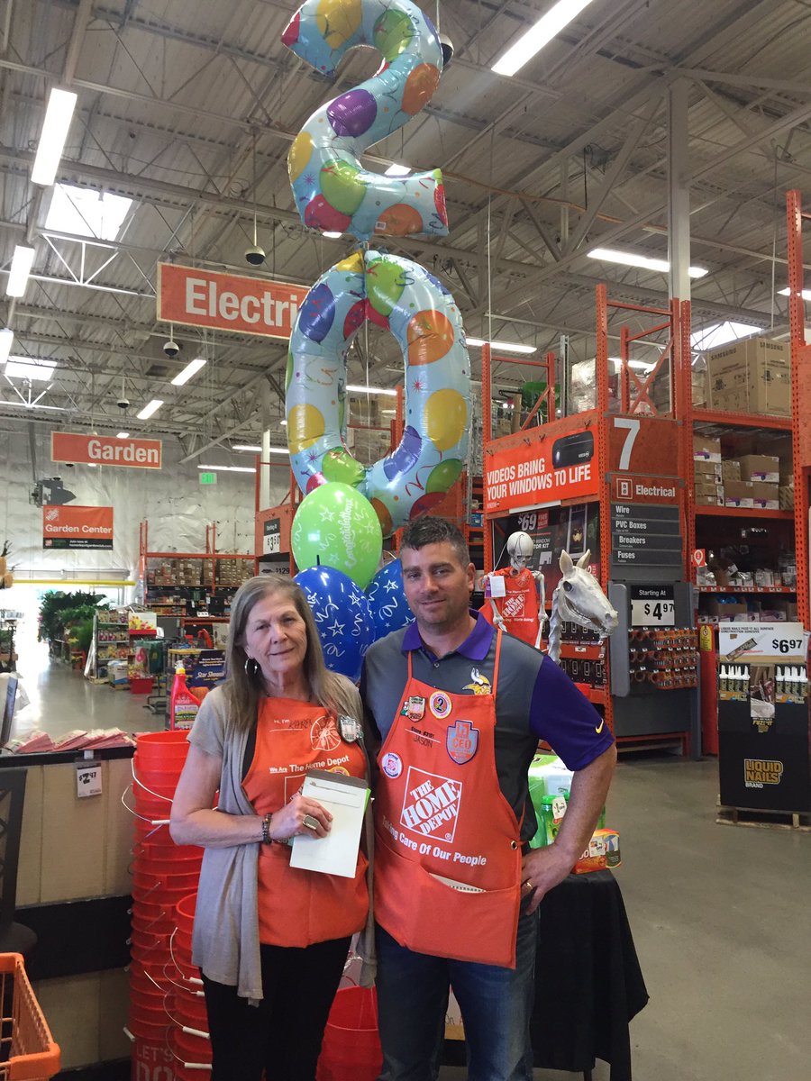 bigskyHD3101's tweet photo. Congratulations to Karen "credit queen" Olson on 20 years with Home Depot!  #committed https://t.co/jSyMsqpDTL