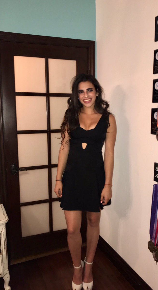 AshleyPeykar's tweet photo. 😈 https://t.co/q75JlbHqSu