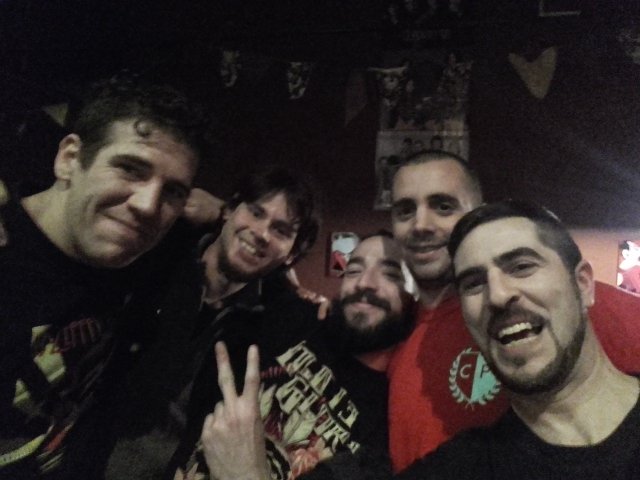 radioloquede's tweet photo. @leaiamonico @Enviadosdethot @jugandoficial @MalditoRockBA1 @paralaorejaf 
Seguimos de parranda! https://t.co/7dPcrFhIkn