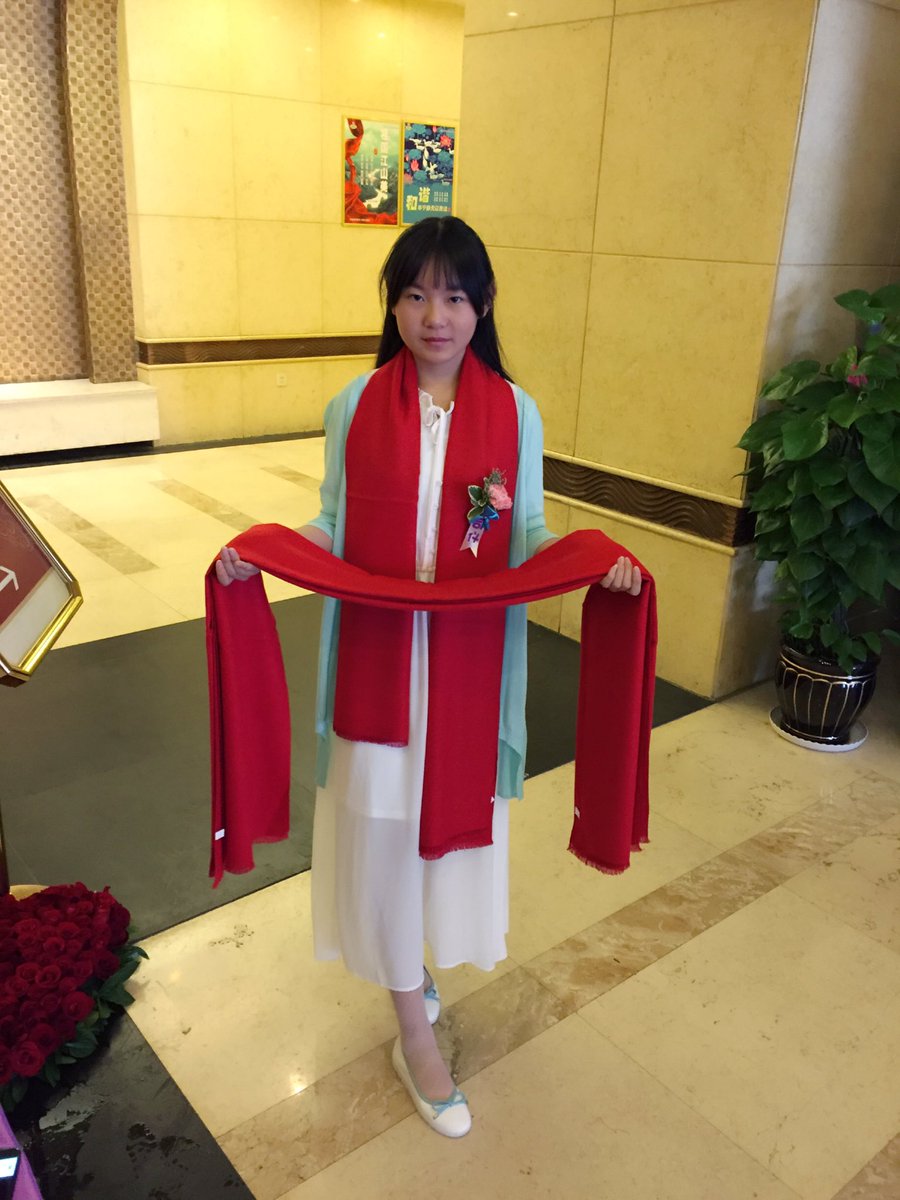 zh111111's tweet photo. 女儿长大了～～ https://t.co/R2w6WNkziE