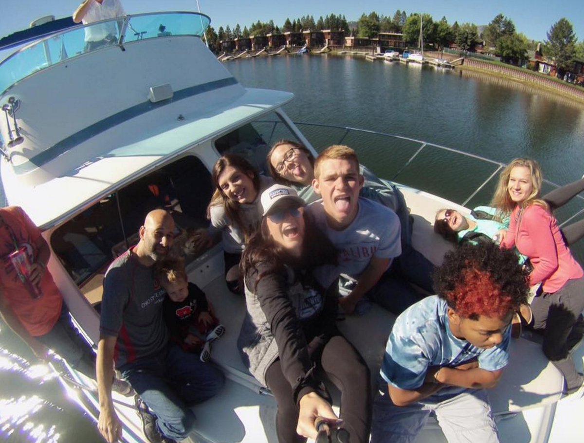 baikeynicole's tweet photo. YL leader weekend!!! blessed to be apart of YL with these amazing people! #LTtalks https://t.co/bv0EzPGRf7