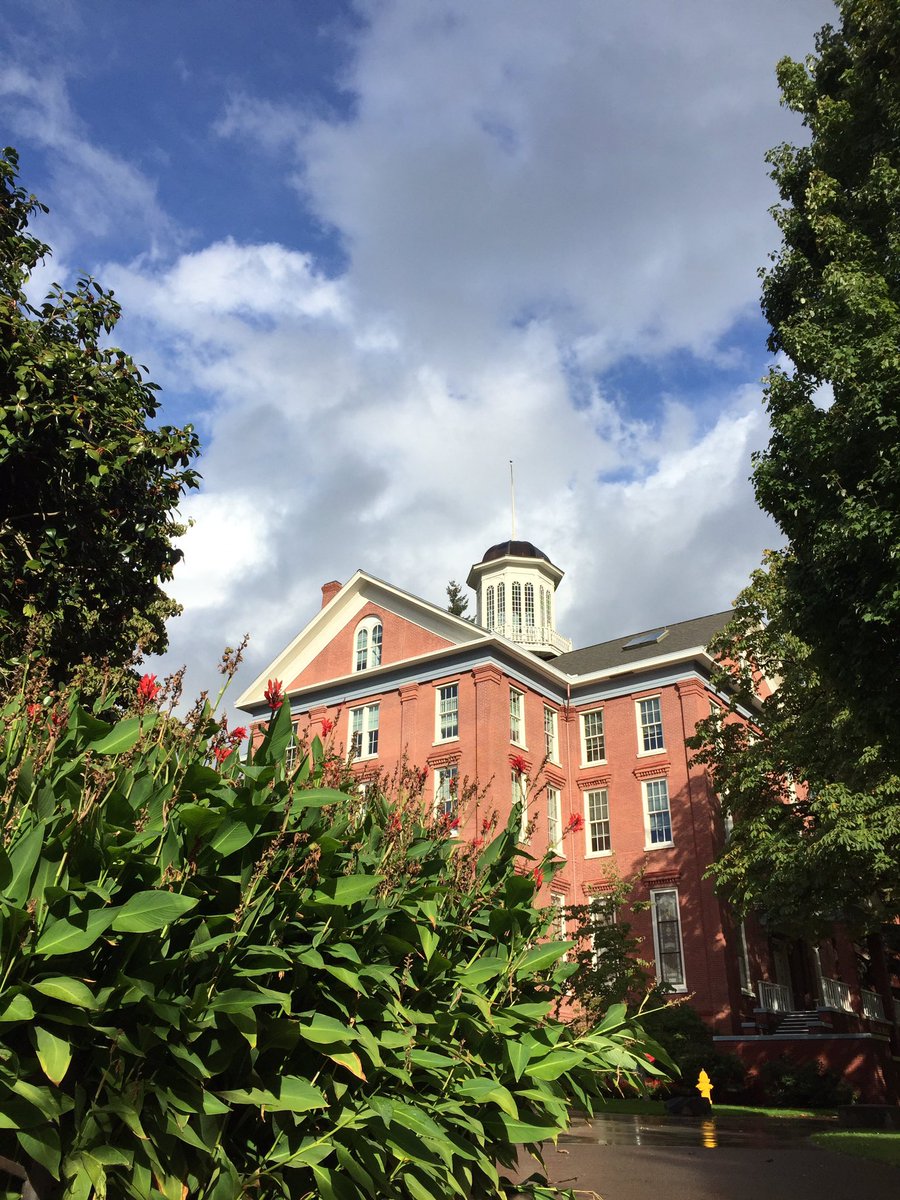 WillametteAlum's tweet image. Liquid sunshine #Willamette_U