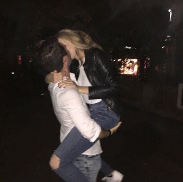 CharmedBlondie's tweet image. My favorite❤️