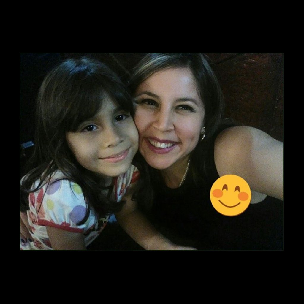 byalemo's tweet photo. Sobrina https://t.co/rl11r8CGtw