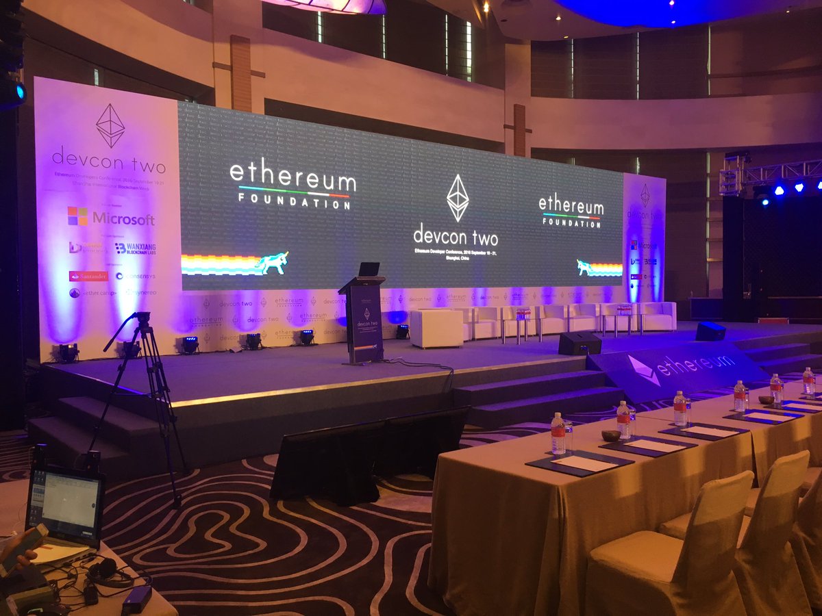 iconomicom's tweet image. #Devcon2 stage an hour before the opening. #ICONOMI is pleased to be here as well