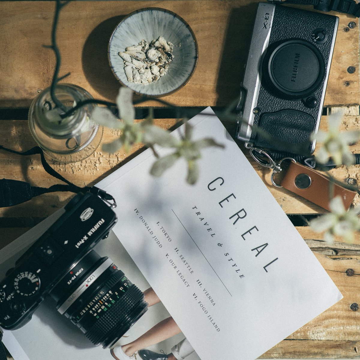 Etched_Creative's tweet photo. Always wanted to take those hipster flatlay shots? Check out this awesome kickstarter! https://t.co/mirrEUt6AX https://t.co/8MGkA45jW4