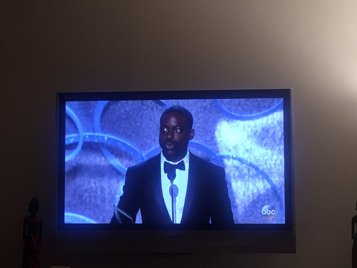ObsessionPod's tweet photo. Sterling K. Brown for #PeoplevsOJSimpson !! #Emmys https://t.co/OLTl3GOjGK