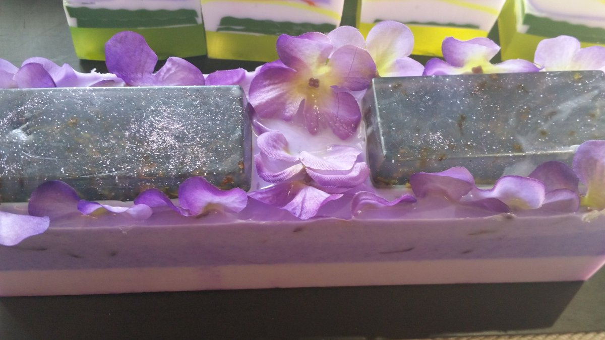 USASoapCompany's tweet photo. USA Soap @USASoapCompany  Inspired by our Great State of Hawaii. Aloha Ohana! https://t.co/bJyqCzzbCS