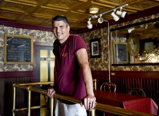 ReadingEagle's tweet image. Patrons rally to keep popular #Kutztown restaurant/bar open while owner was in the hospital. ow.ly/na3L304kmcu