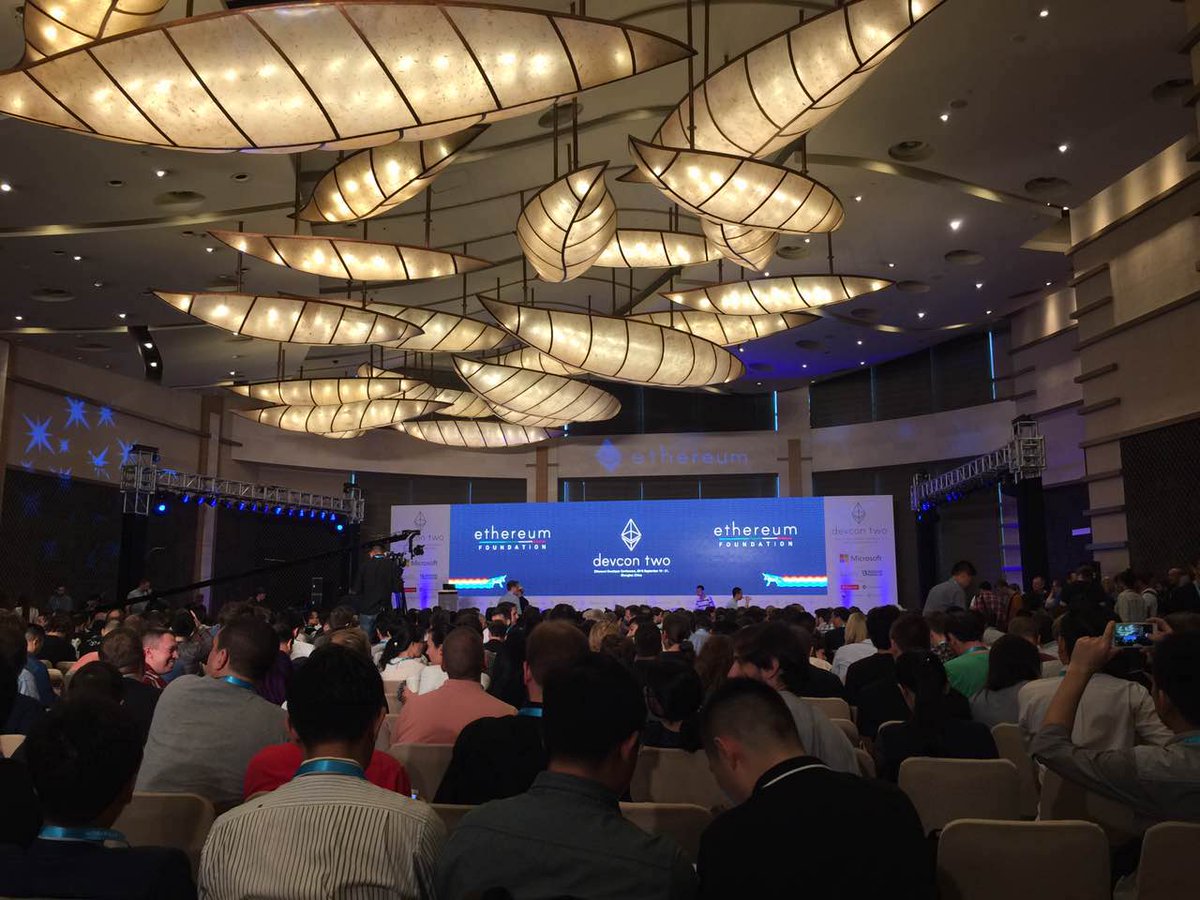 imTokenOfficial's tweet photo. #ethereum #InternationalBlockchainWeek DAY ONE #devcon2 Setting up and getting ready for our sharing booth. https://t.co/Cg7xdo9uXt