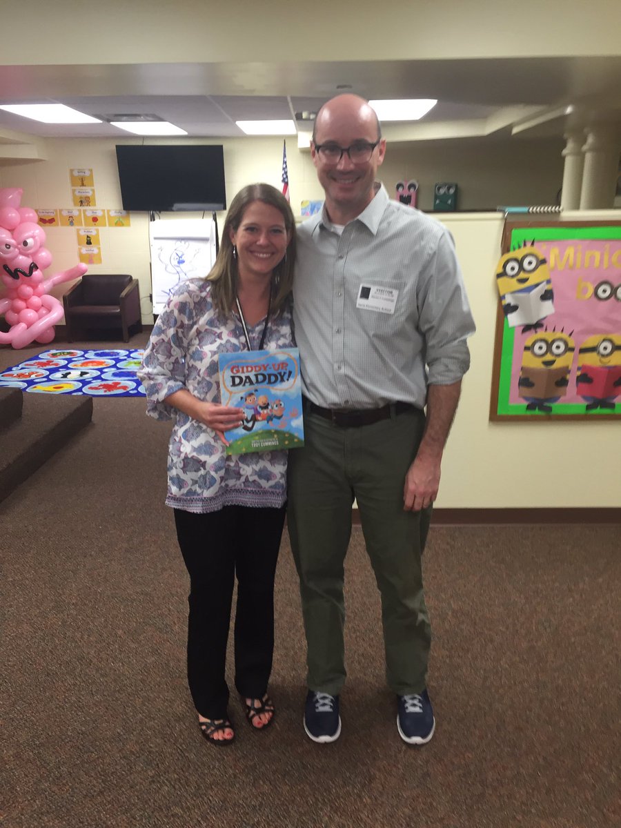 GCReads2Succeed's tweet photo. Greenfield Central welcomes author Troy Cummings! https://t.co/qTRej3s5f2