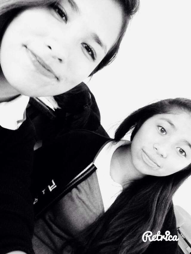 Brenda_cabello0's tweet photo. Me and mah girl π @RLSchos
#schos #bren #chosbren https://t.co/wpon2YefaN