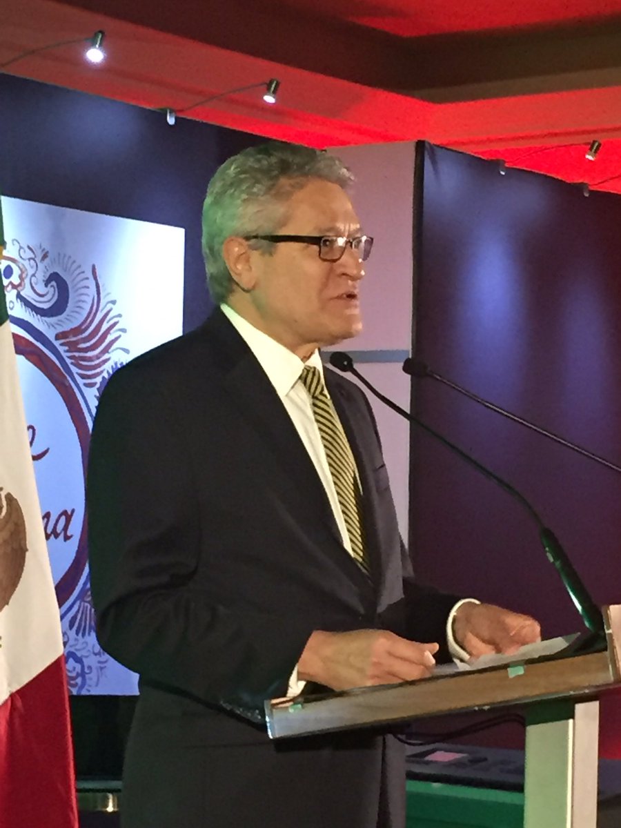 fjolavarria's tweet image. Agradezco apoyo @CASALMEX @Canal_12 @FundAztecaSV @DIPRISA Audiomax CBC @InterConti_SAL en Fiesta Aniv Indep @SRE_mx