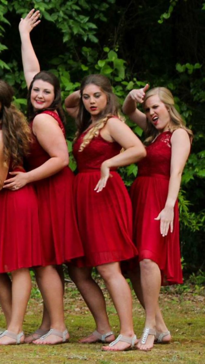 AlexisMorgan014's tweet photo. Let's just talk about how photogenic we are 😳😂😂 @jadesand6 @lovelindseykay https://t.co/xXIH2Pocv5