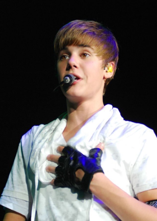 justinsgloup's tweet photo. 2010 https://t.co/m06ZmKgSkE