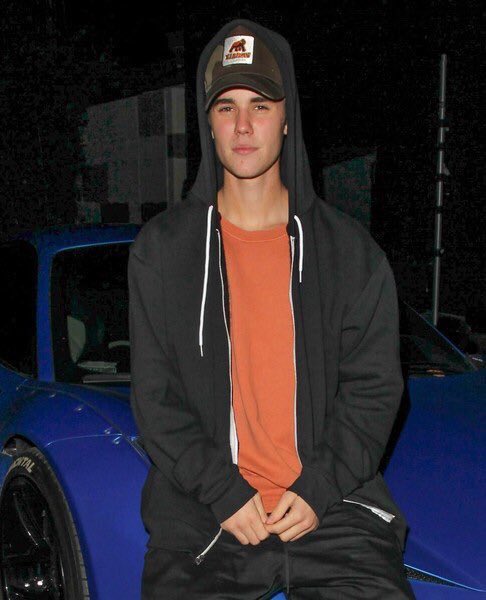 justinsgloup's tweet photo. 2015 https://t.co/f0hU4g8QOh