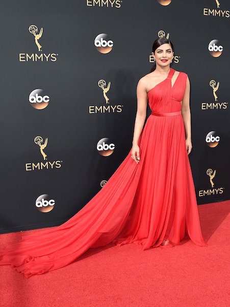 mediapunchinc's tweet photo. Red Hot at the #Emmys #mediapunch #Emmys2016 https://t.co/oZV3K0yIEA