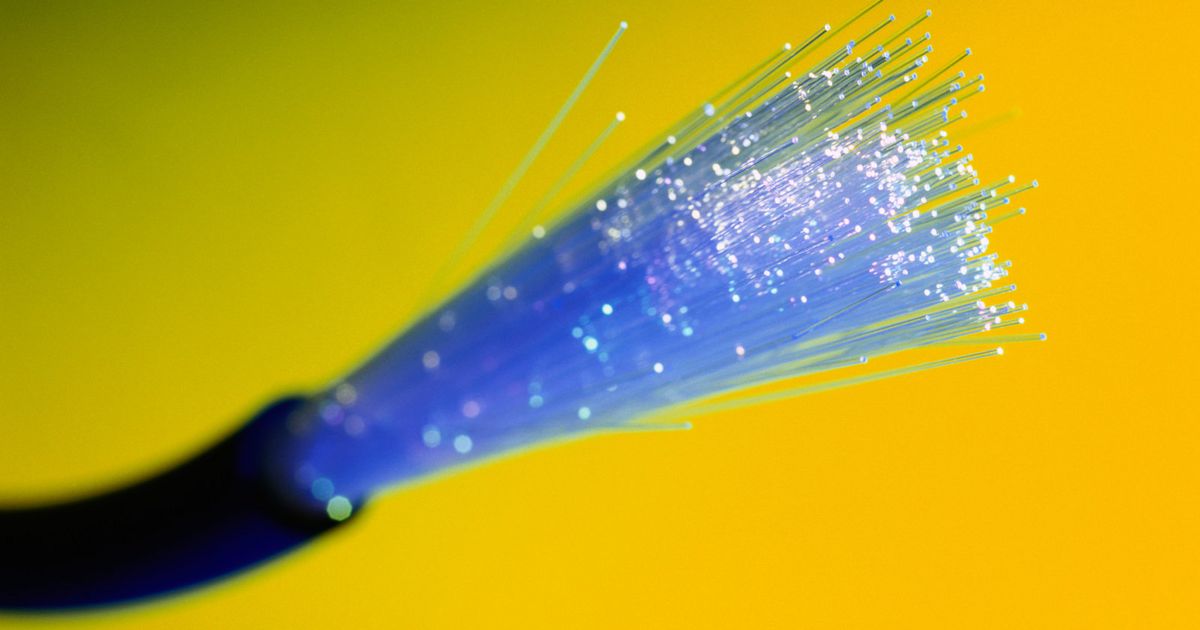 Terabit fiber optic speeds just came closer to reality engt.co/2cIZcMn