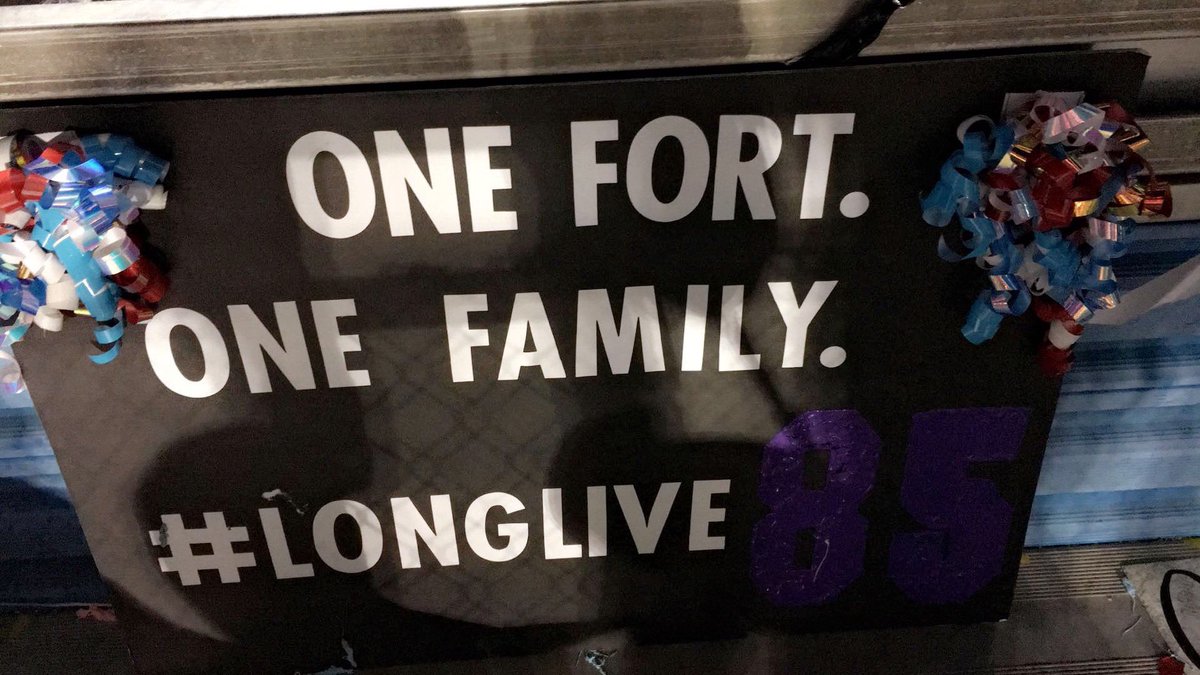 kalexandriac's tweet photo. Missing you more and more, sweet boyπππ #longlive85 https://t.co/q2bCgfOh3b