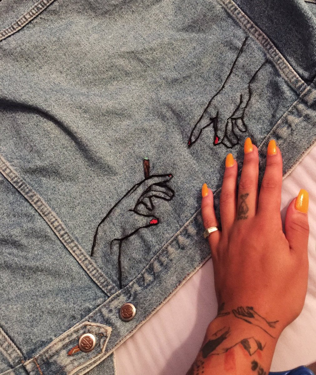 xEnoughSaidx's tweet photo. spent my night hand sewing this jacket 🤘🏼 https://t.co/WMQZ7KK0uv