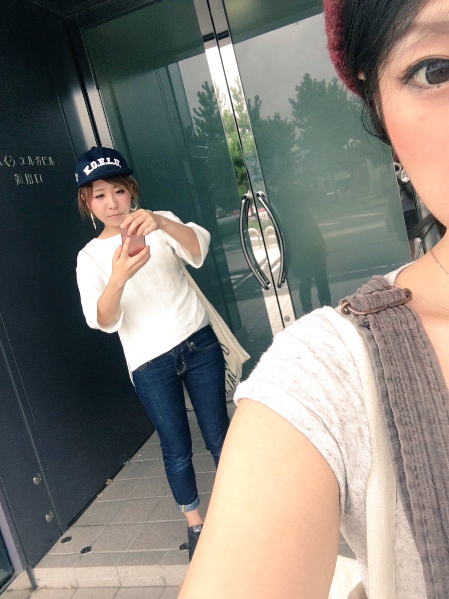 kanachh's tweet photo. 今日の昼配信はkoeluキャス! https://t.co/BKD0yeOmo5