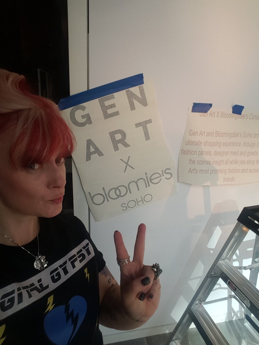 Me &amp; Gen Art create majic 4 Bloomie's Soho..<a href="/genart/">Gen Art</a>  #bloomiessoho #windowartist #itsalljustwindowdressing  #Soho