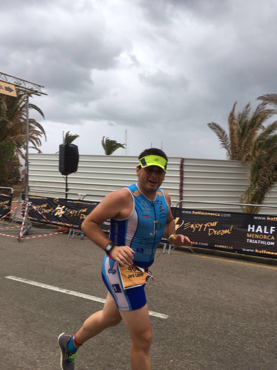 JordiCabrer's tweet photo. Ahir vaig fer la meva primera triatló! #halfmenorca #disfrutaralmaxim https://t.co/4hnqVWTLV6