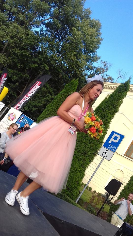 CartPoland_'s tweet photo. Drugie Mińskie Kwiatowe Plenery za nami a smaku dodały wyprodukowane przez nas stylowe #opaski i #identyfikatory. 👌👏 https://t.co/UcvnpWfvuY
