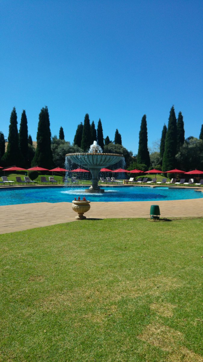 TrishaPoona's tweet photo. I can't wait to go back to this stunning place for the grand finale @EmperorsPalace #placeofdreams @MrsSAPageant https://t.co/DLQu89f78p