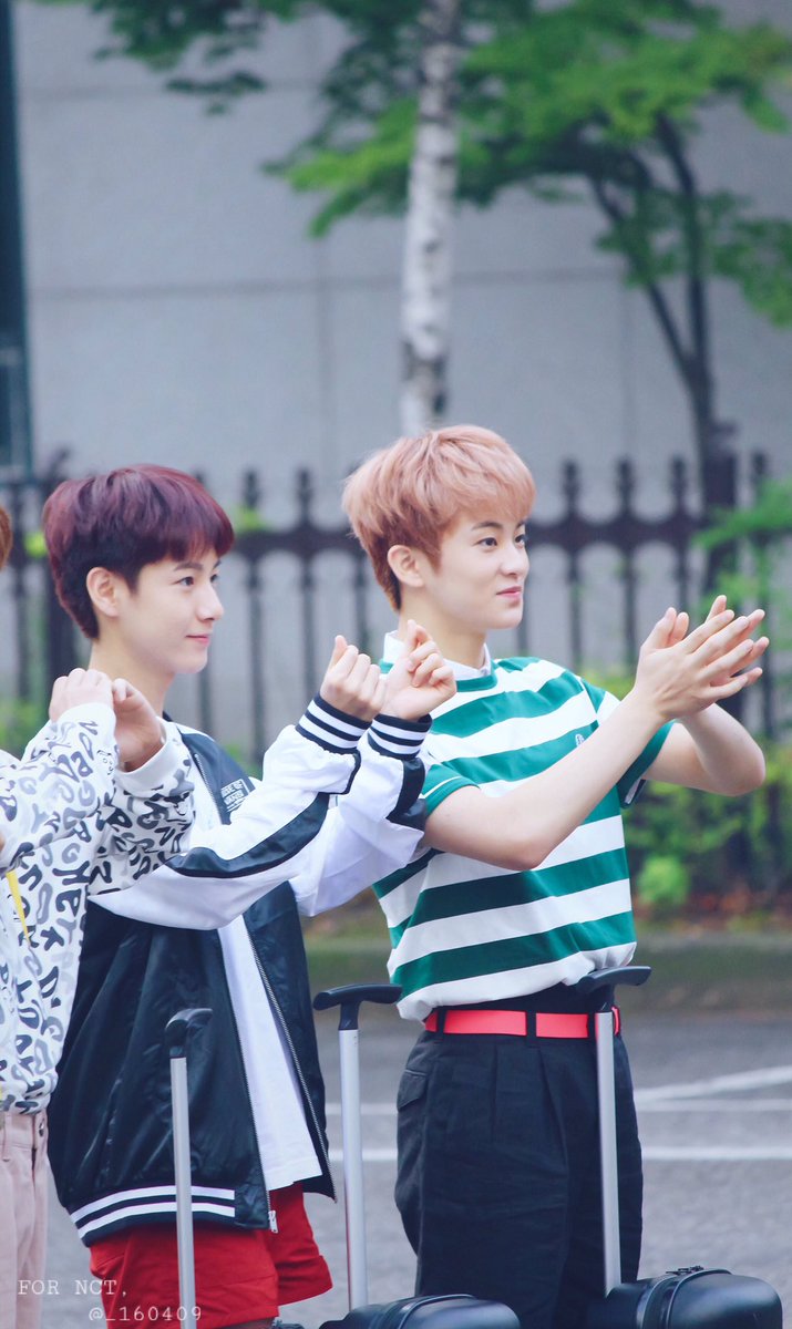 melonmark_th's tweet photo. [PIC] 160909 #NCT #MARK #마크 #RENJUN AT MUSIC BANK♡ Ⓒ_160409 https://t.co/AwpPg6E1tZ
