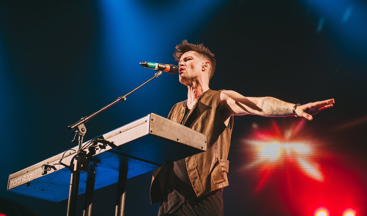 thescript's tweet image. That&apos;s how Superheroes learn to fly... Leeds&apos;15 🇬🇧  📷:@DarrenMcDphoto