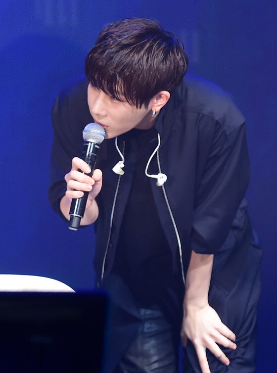 Css6Hs3VMAARIWT.jpg:orig