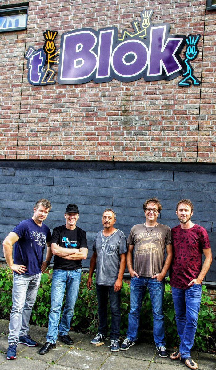 ulyssesband's tweet photo. We had an awesome gig yesterday.
Thanks to Progfrog and to Equisa
@io_pages @Progwereld @sebashoning https://t.co/FNs6g4VwH7