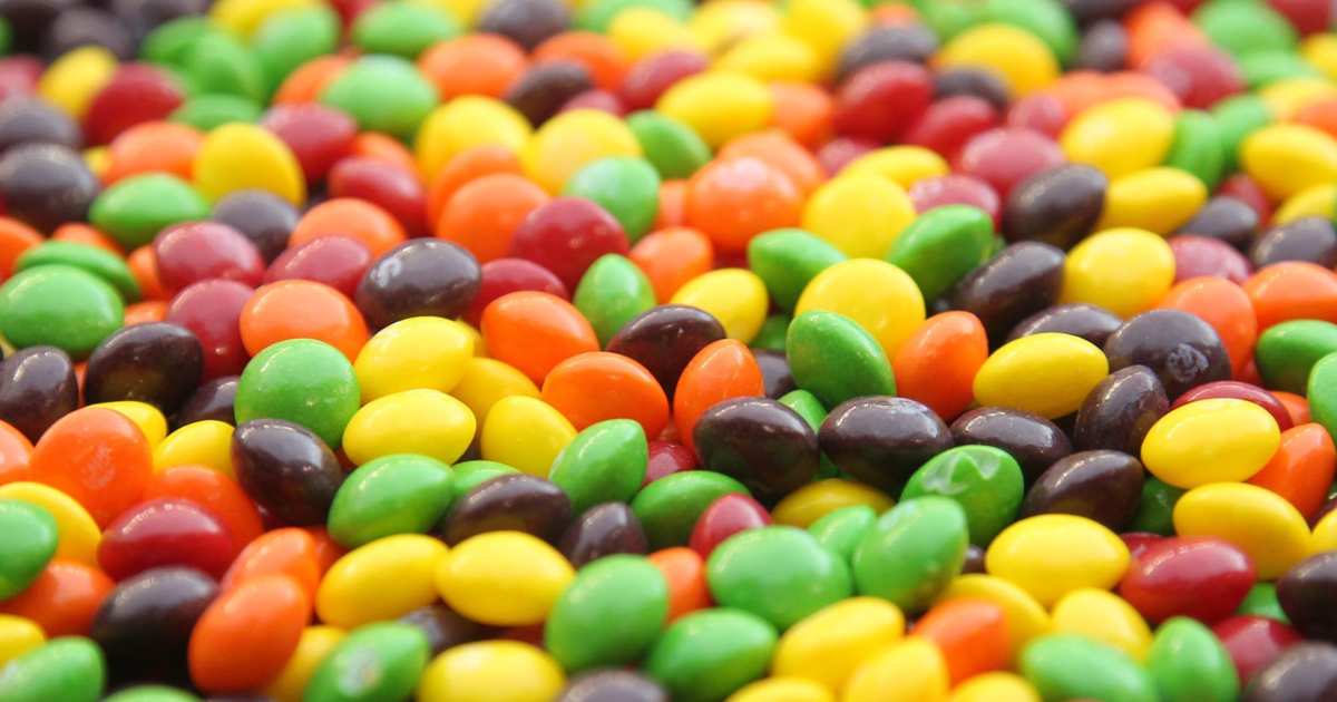 grubstreet's tweet photo. Why purple Skittles taste different in other countries https://t.co/ZWLJEKxstk https://t.co/xxhIK7bw1B