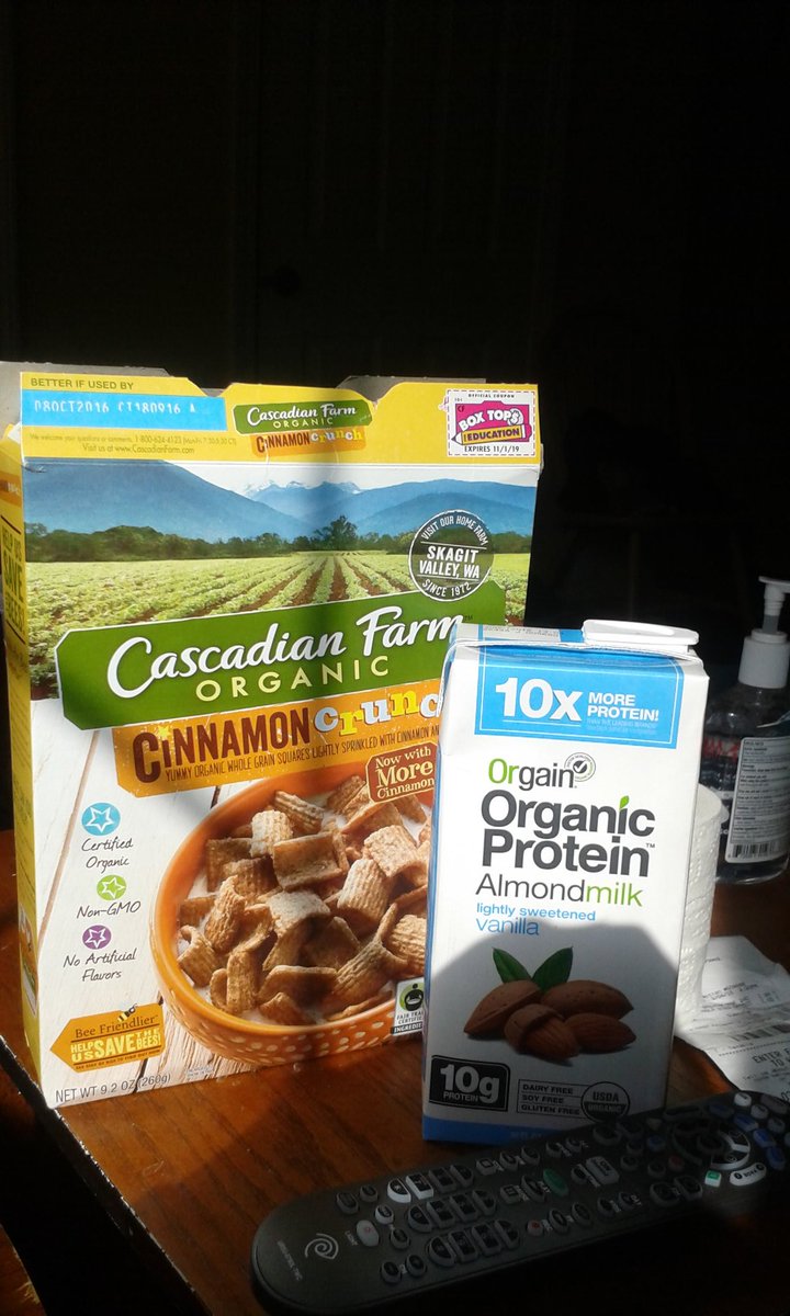 4yrs's tweet photo. Even when i'm on the road.. I eat clean.. https://t.co/84YfxEPeFp