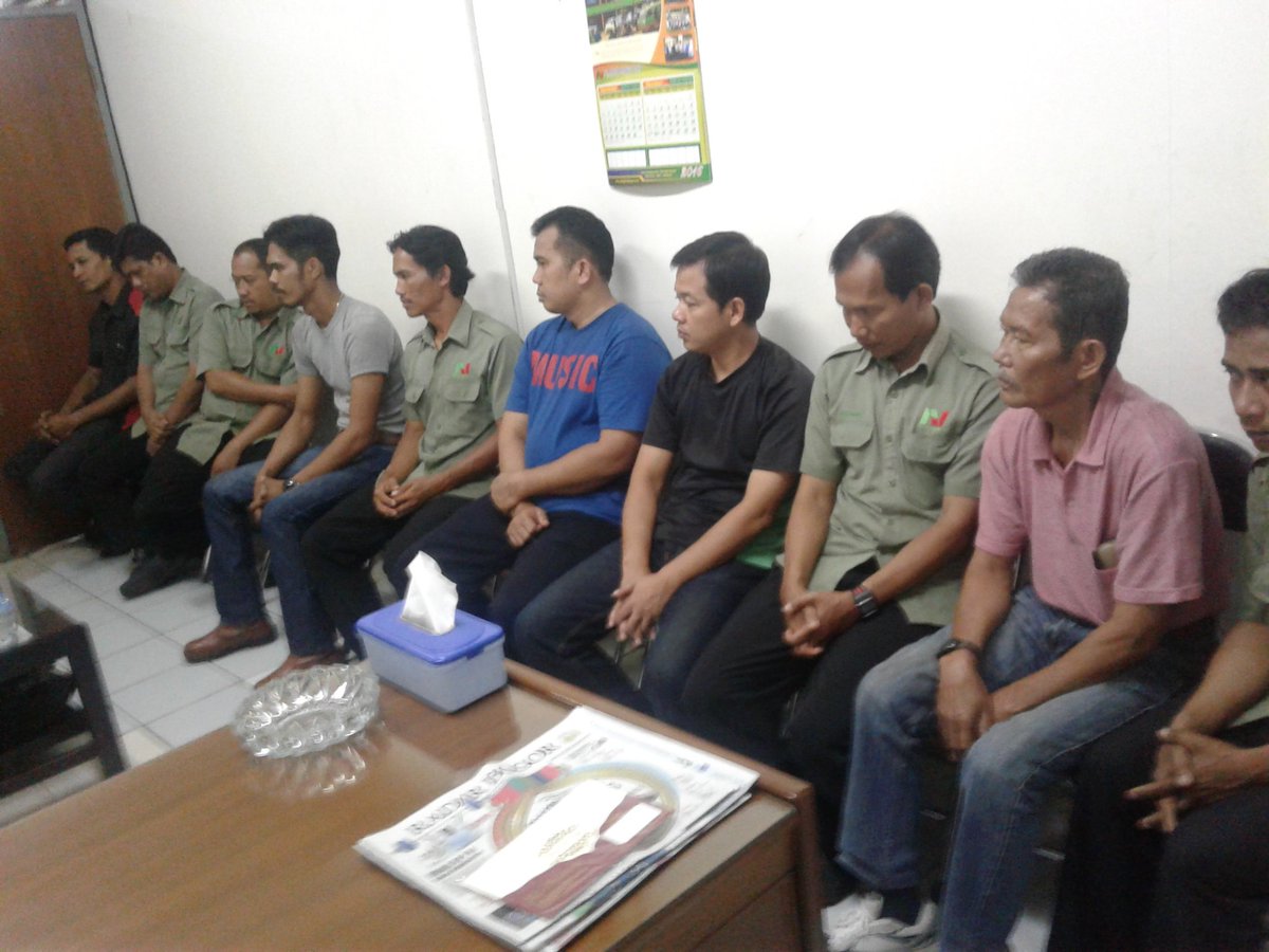 PLAZABOGOR's tweet photo. Rapat Koordinasi Evaluasi SDM @PLAZABOGOR #KerjaKeras #KerjaIklas https://t.co/yOAHiHuzfL
