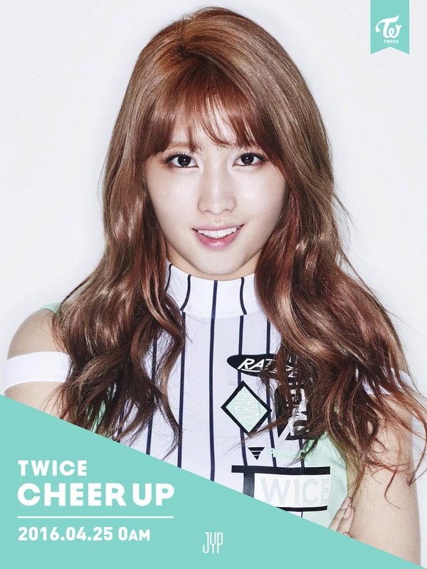 hiraimo96's tweet photo. Name: Hirai Momo (平井もも/ 모모)
DOB: November 9th, 1996
Hometown: Kyoto, Japan
TWICE's main dancer
JYP Ent. https://t.co/E2UBVstuSh