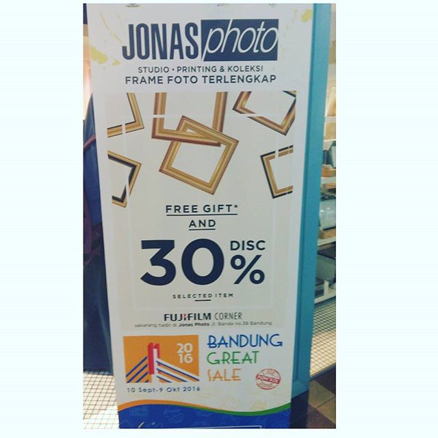 Istana Plaza tweet media