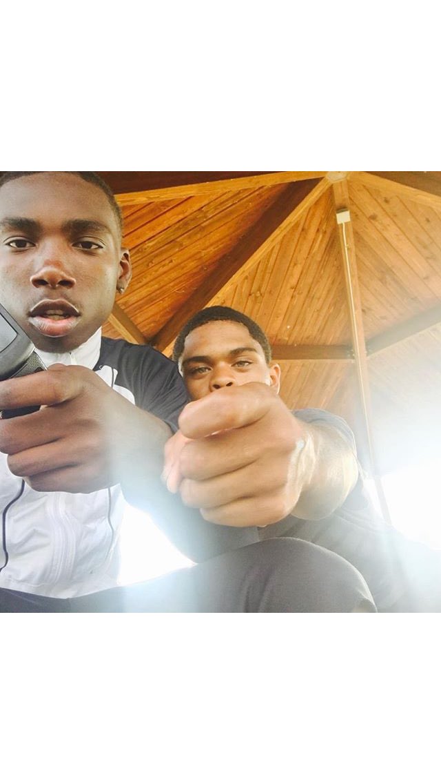 LilKane4600's tweet photo. Lil Bra Be On Dat KuddyGang Shit‼️💯🙏🏾😈 https://t.co/8cvDu3nnpC
