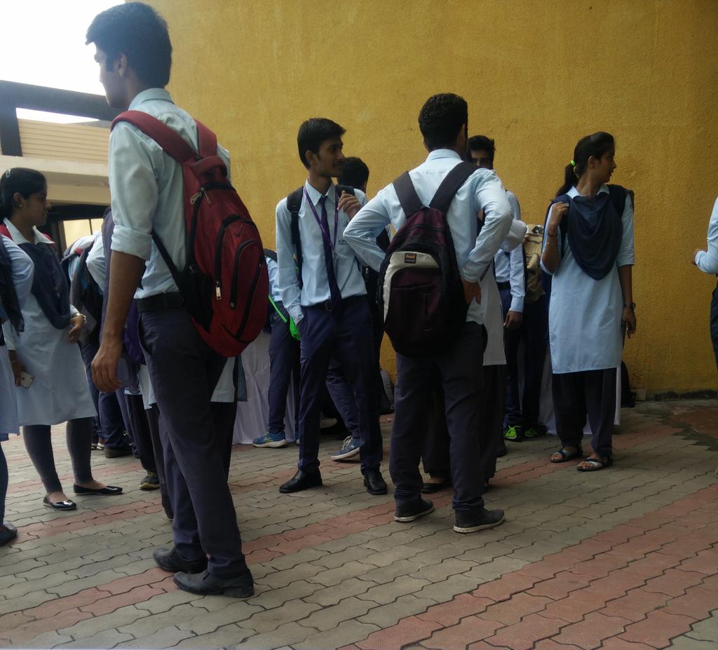 SachinParmarr's tweet photo. Gettin' crowded here π
#FBS2k16
#FBCAcropolis
#AIFMB
@ecell_acropolis
@ienindore
@acropolisindia https://t.co/lDuW7uastG
