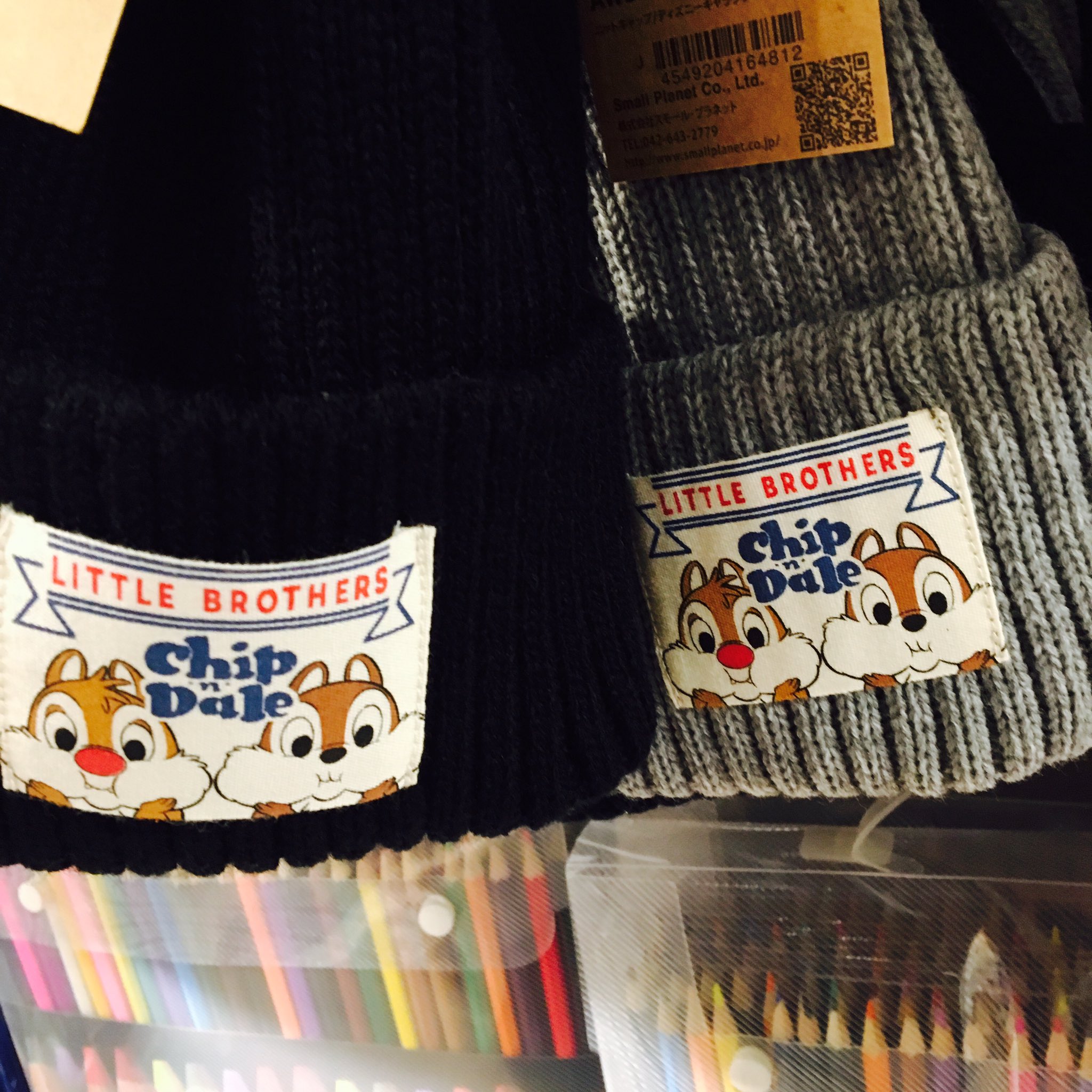 ヴィレッジヴァンガードﾙﾐﾈｴｽﾄ新宿店 A Twitteren ディズニーニット ペアで着けてディズニーリゾートに行きたくなるような ディズニーのニット帽が新たに入荷しました ちょっと大人なデザインがどんな服装にも合う仕上がりになっております リトルグリーンメン