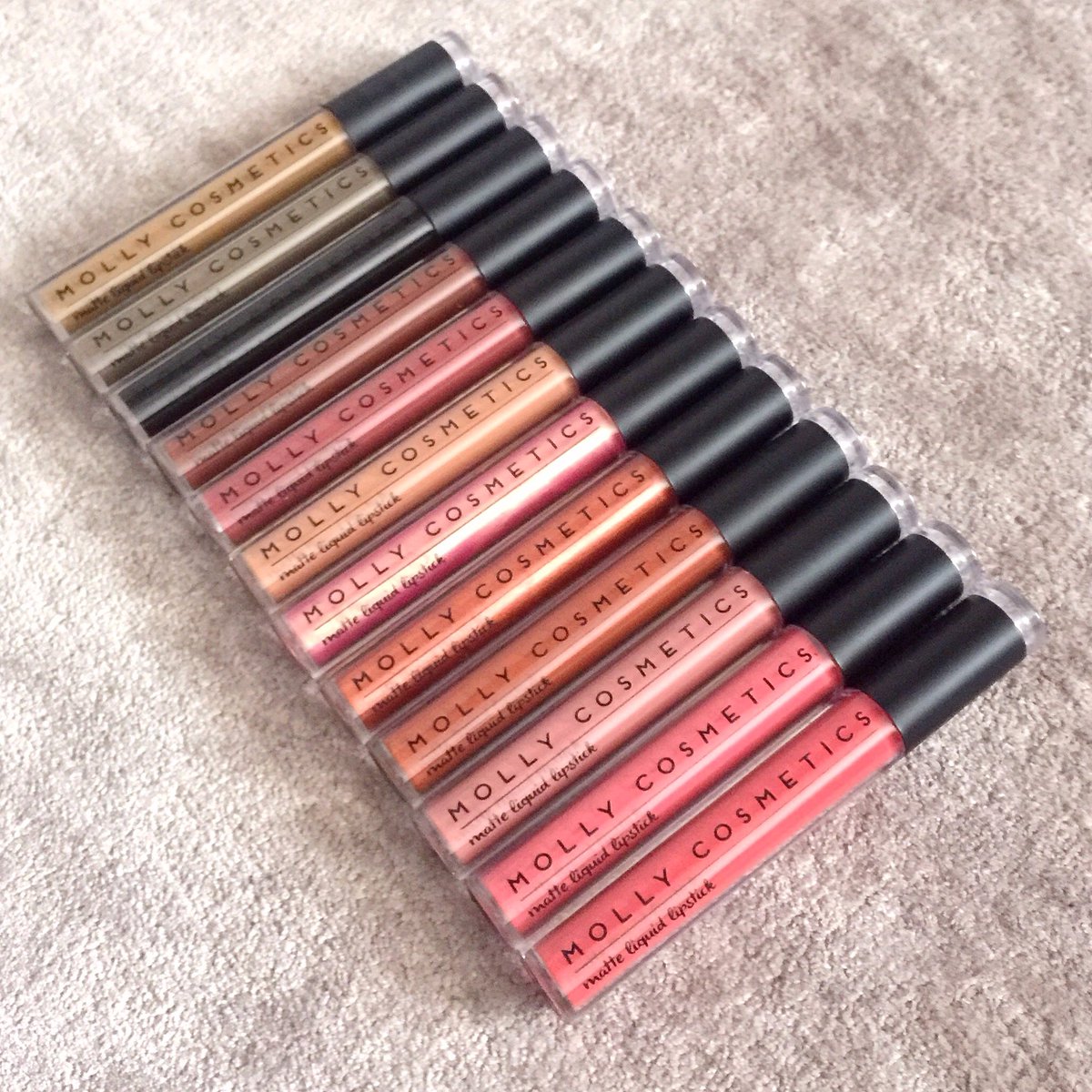 molly_cosmetics's tweet photo. Arriving 26Sep #matteliquidlipstick #metalliclipstick https://t.co/rIe5S45pMn