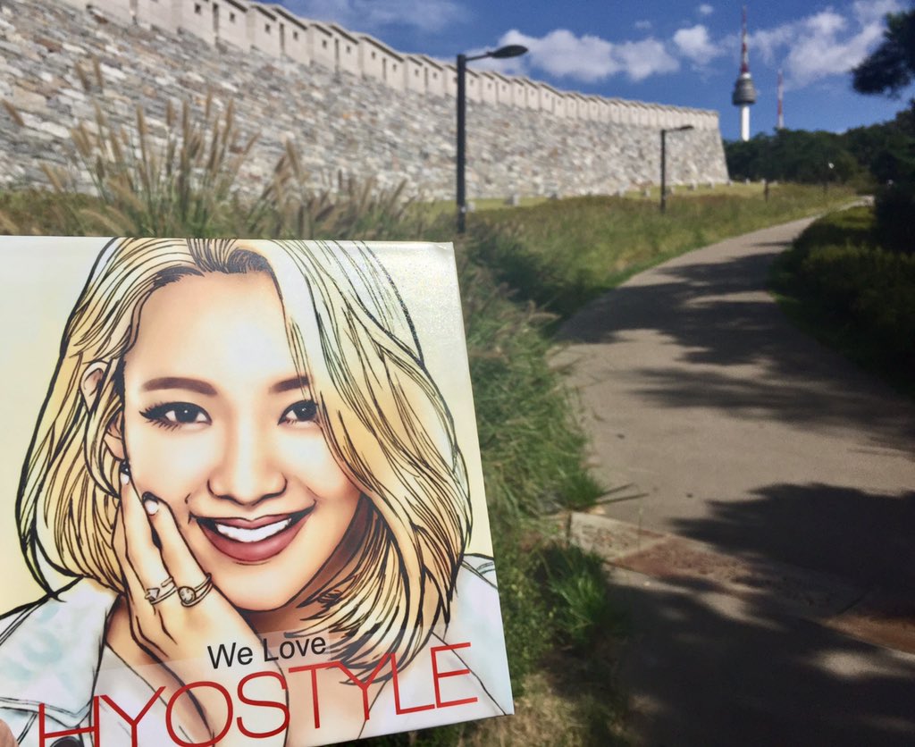 PoppingChoding's tweet photo. PROOF SHOT AT NAMSAN TOWER T_________________T https://t.co/EAGp9Wag3i