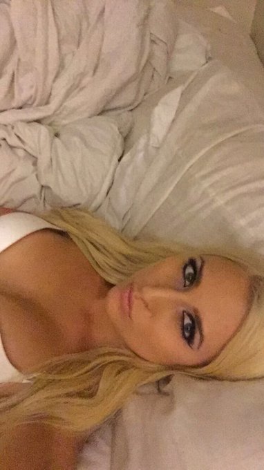 Goodnight😇😴😴😴 https://t.co/mNjGxJc0Te<a href="/tag/asswednesdays"class="tags"><span>#asswednesdays</span></a>